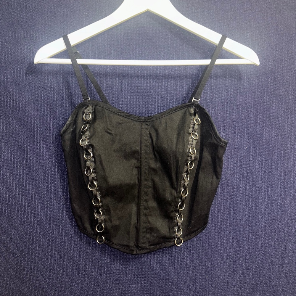 hot topic cropped corset top ring details adjustable size mallgoth emo y2k